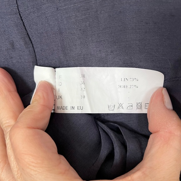 Imprevu Designs Dress - Picture 11 of 12